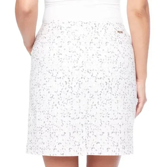 S.C. & CO. Women's Tummy Control Skort Pebble, Size Large (New) - Picture 2 of 16